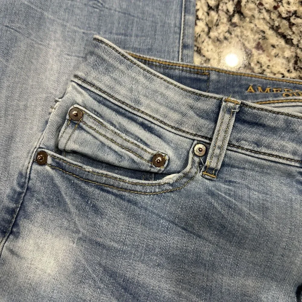 American Eagle Men's Size 30x34 Blue Jeans Slim Straight Extreme Flex Distressed
